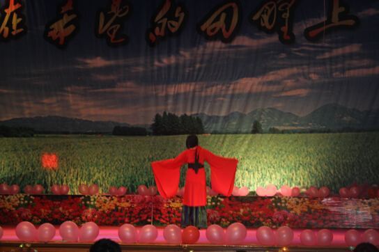 南昌向遠(yuǎn)軌道技術(shù)學(xué)校首屆社團(tuán)文化表演